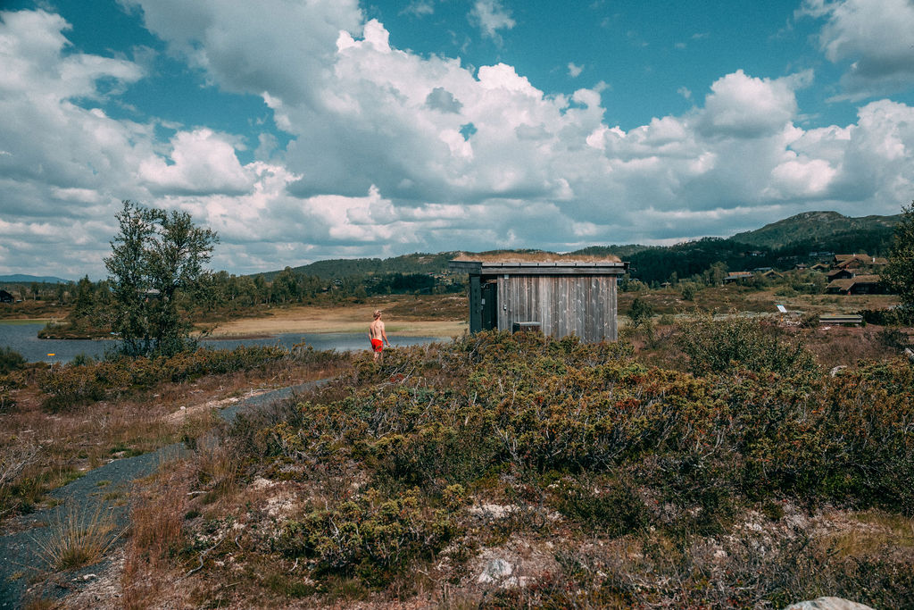 Basseng & middag – en typisk dag på Rauland Høgfjellshotell